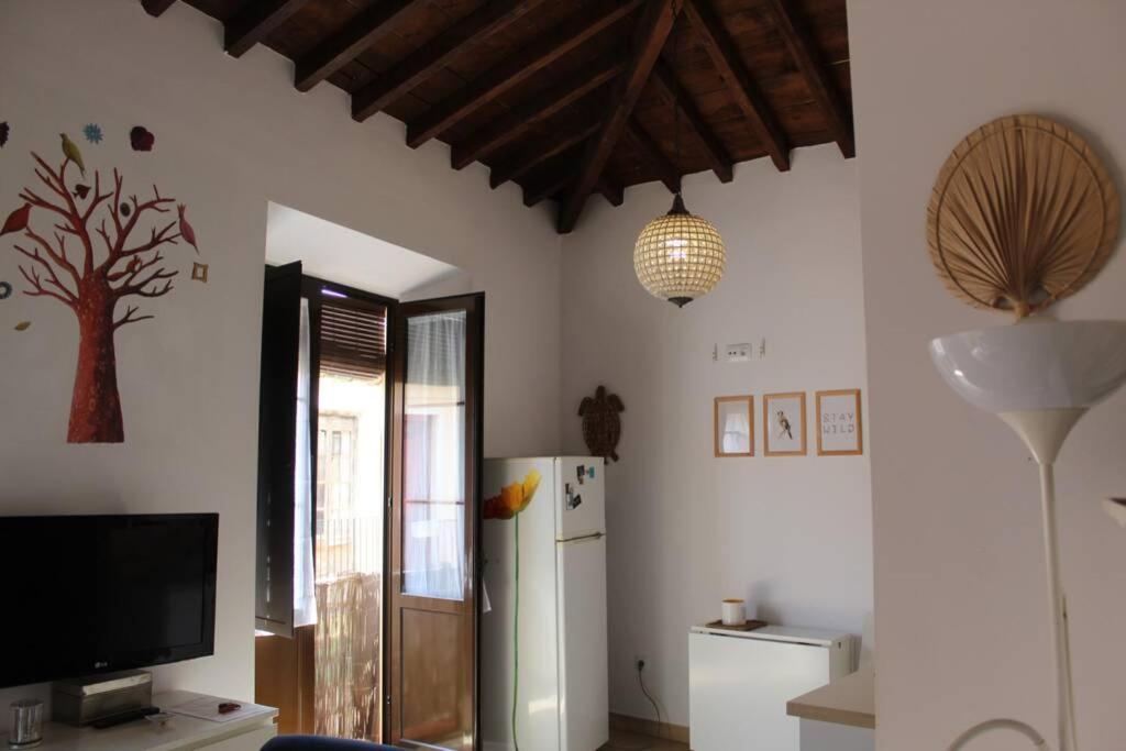 Good Vibes Rustic Downtown Alvarez Apartment Malaga Bagian luar foto