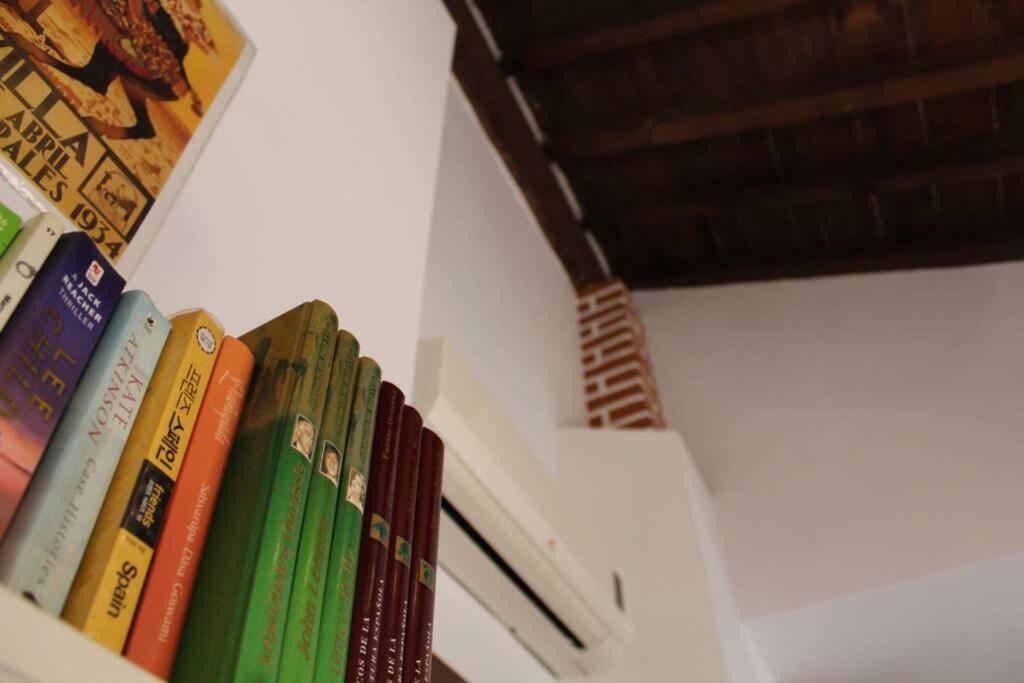 Good Vibes Rustic Downtown Alvarez Apartment Malaga Bagian luar foto