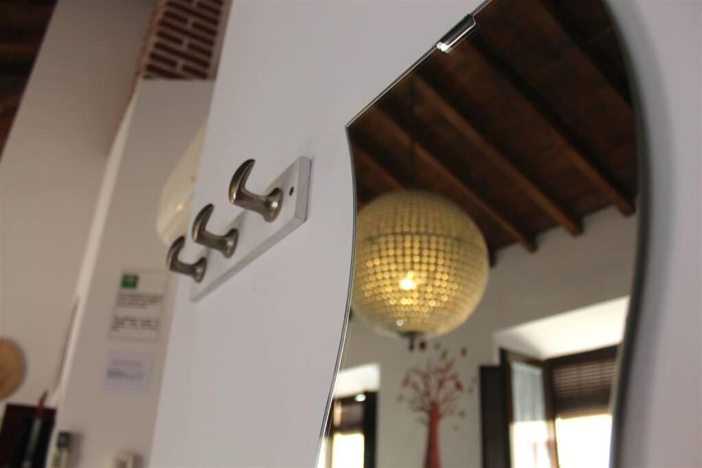 Good Vibes Rustic Downtown Alvarez Apartment Malaga Bagian luar foto