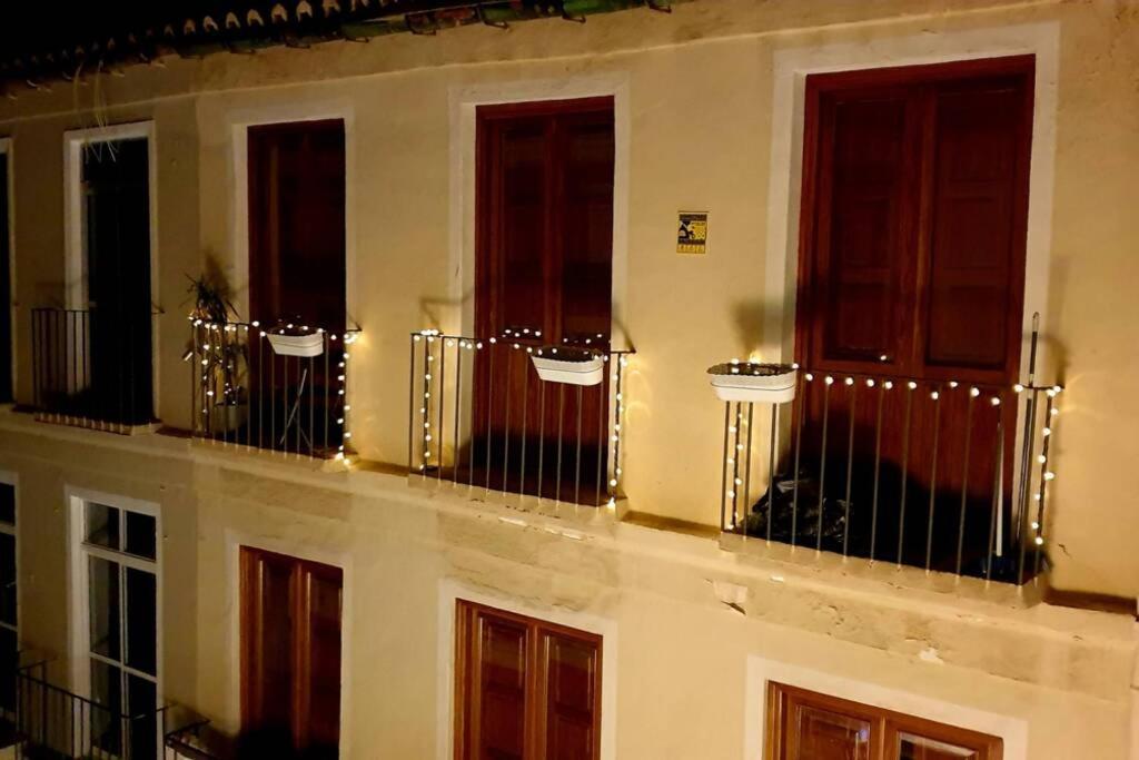 Good Vibes Rustic Downtown Alvarez Apartment Malaga Bagian luar foto